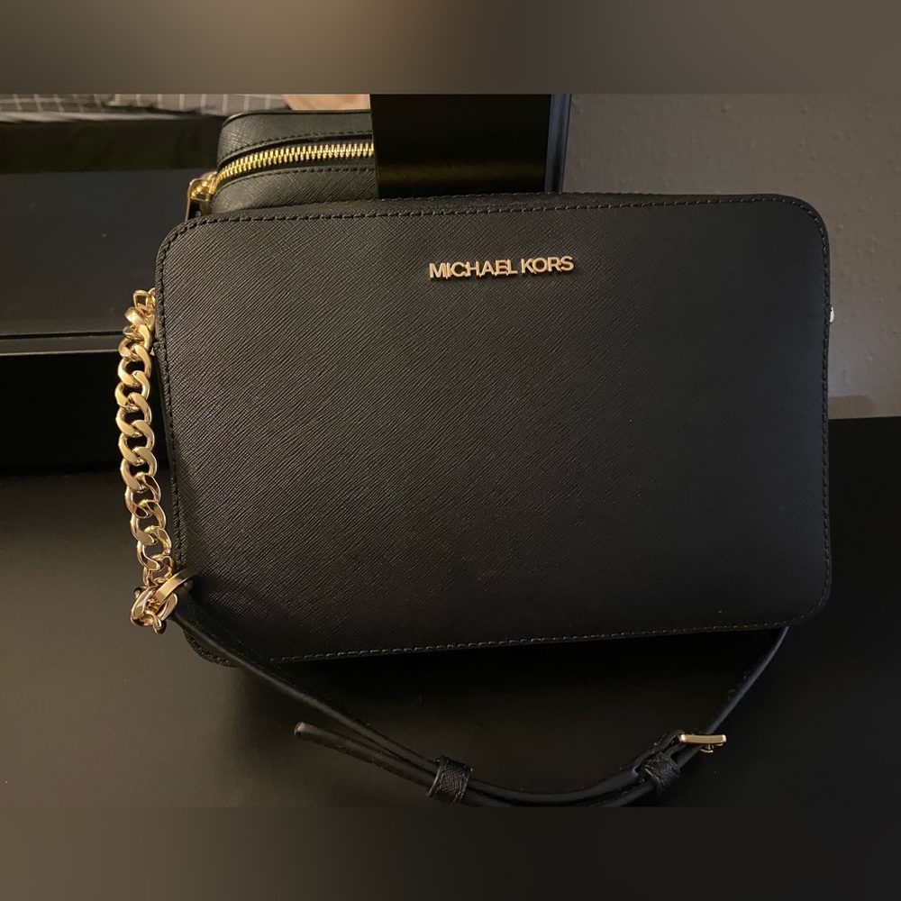 Michael Kors Large Jet Set Crossbody